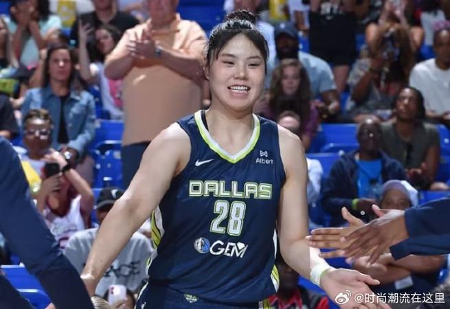 体育女神大赛淘汰赛Day3：莎娃VS李月汝 陈若琳对决Miss