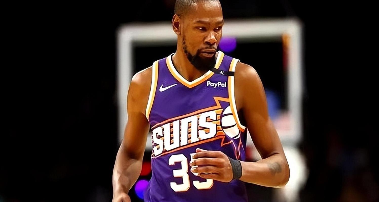 美记：范乔丹很有经验&能和杜兰特沟通 这一点无可替代