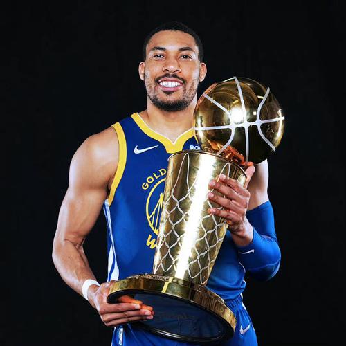 香波特：得弄清楚自己想要场均20+还是冠军戒指？我也能砍17-20分