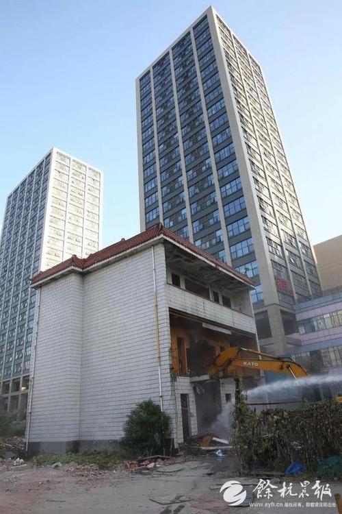 东部重建“钉子户”！蛰伏十年囤天赋🐝黄蜂打算憋个大的？