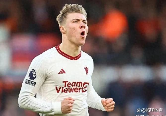 扫地出门！TA：热刺不让列维回去收东西，用车送回他和妻子的物品