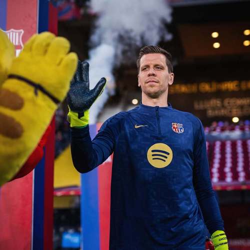 每体：巴萨出现伤病潮，他们一线队只剩什琴斯尼一名门将可用