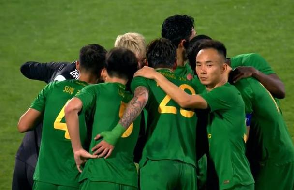 浙江绝平蓉城助力海港登顶，莱昂纳多：赛前我给浙江外援发了短信