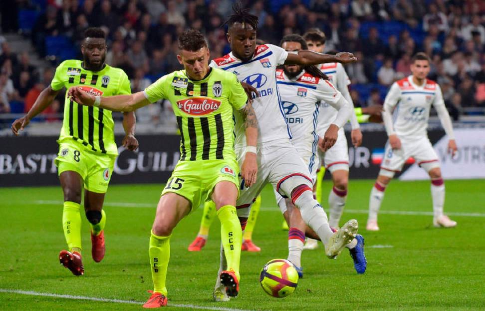 洛里昂上赛季至今联赛主场17胜，与巴黎并列法甲、法乙同期最多