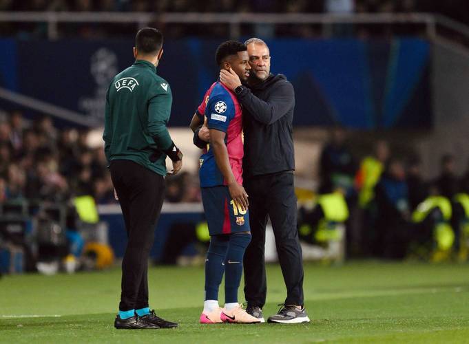 马卡：巴黎中场维蒂尼亚在比赛中受伤，赶上对阵巴萨的可能性不大