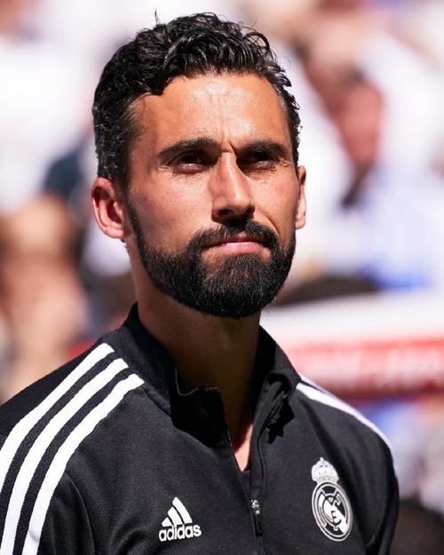 马卡：皇马卡斯蒂利亚5人参加世青赛，阿韦洛亚面临多重挑战