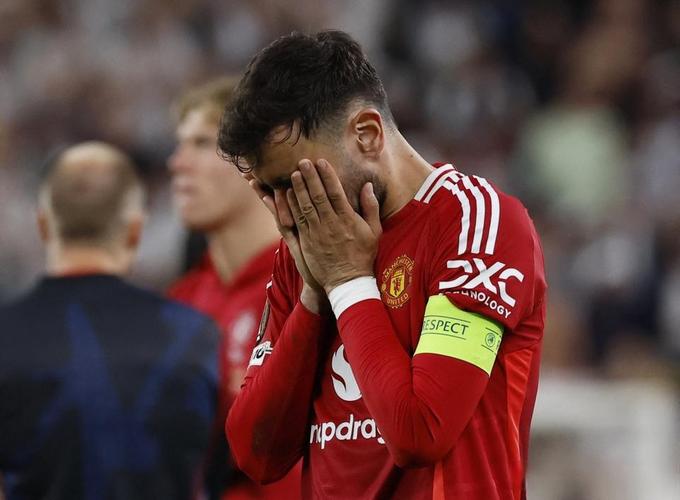 哈塞尔巴因克：杰克逊想离开可以理解，很惊讶曼联没尝试签下他