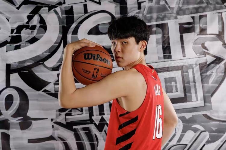 队记：不太相信杨瀚森刚打NBA就能取代罗威这样的球员