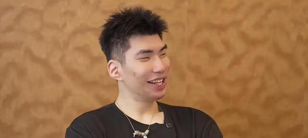 西乙常规赛首秀！余嘉豪9分3板&罚球10中7&正负值-1 球队惨败24分