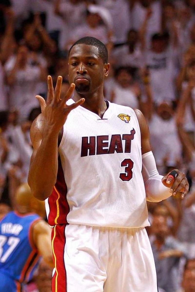 韦德：夺冠真正难的是弥补每个人弱点 比如我无法砍40+还兼顾防守