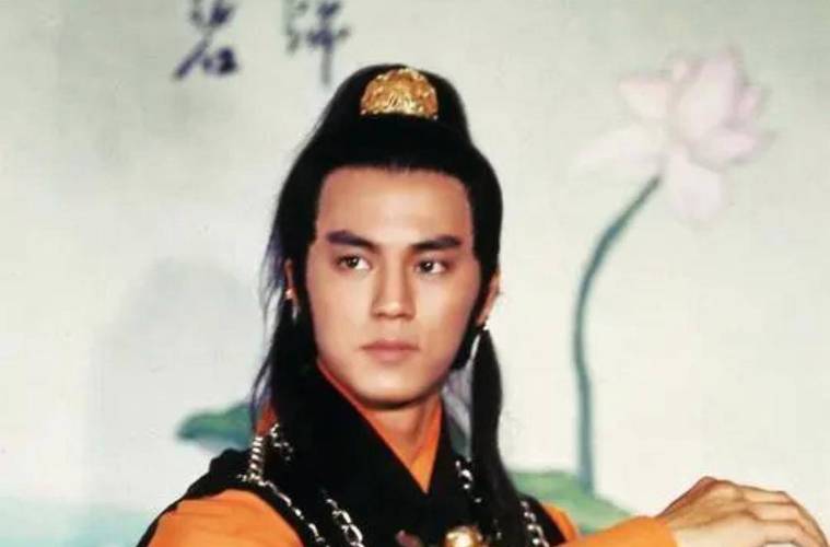 狄龙：我和布克是并肩作战的两位领袖 我俩的沟通相当好