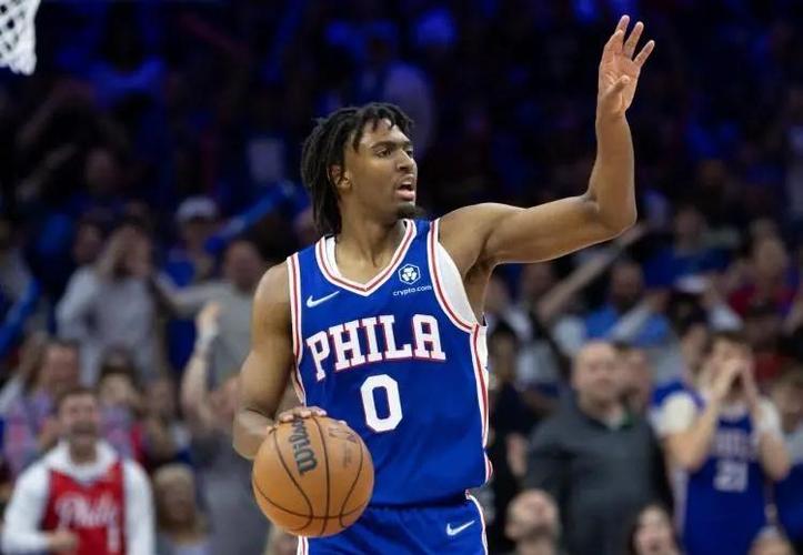 马克西：参加欧锦赛提升了博纳自信心 他现在打球更放得开了