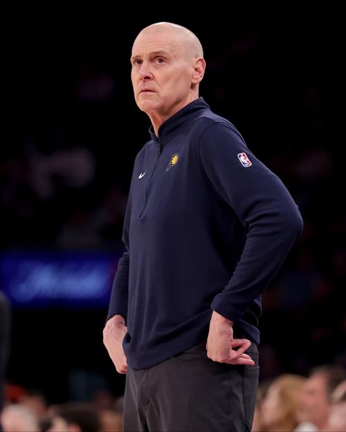 科利尔0罚5犯+疑似骨折！山猫主帅：联盟安排今日这三裁判是渎职