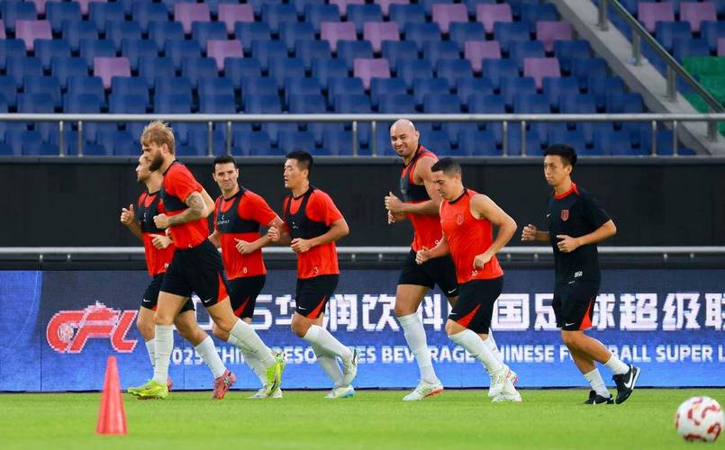 【比赛日Vlog】回顾中超第26轮上海海港3比2武汉三镇的精彩瞬间