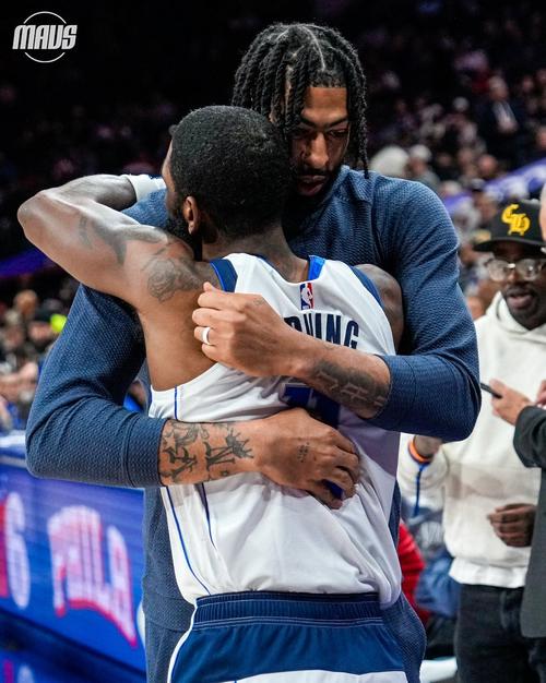 三状元合体！欧文&浓眉&弗拉格合拍定妆照！