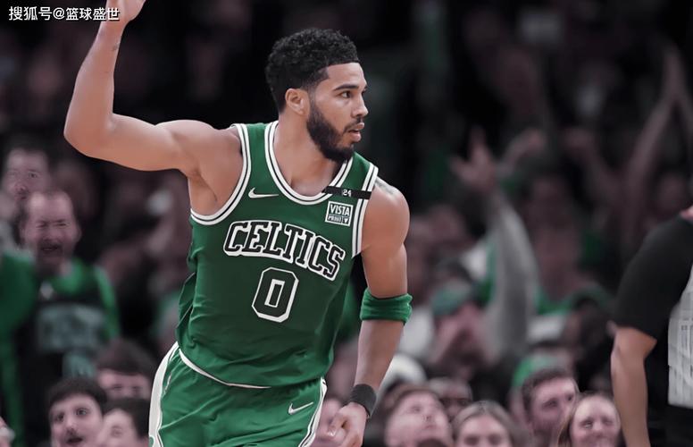 除了塔图姆其他人全体都健康？斯蒂文斯：据我所知 是的