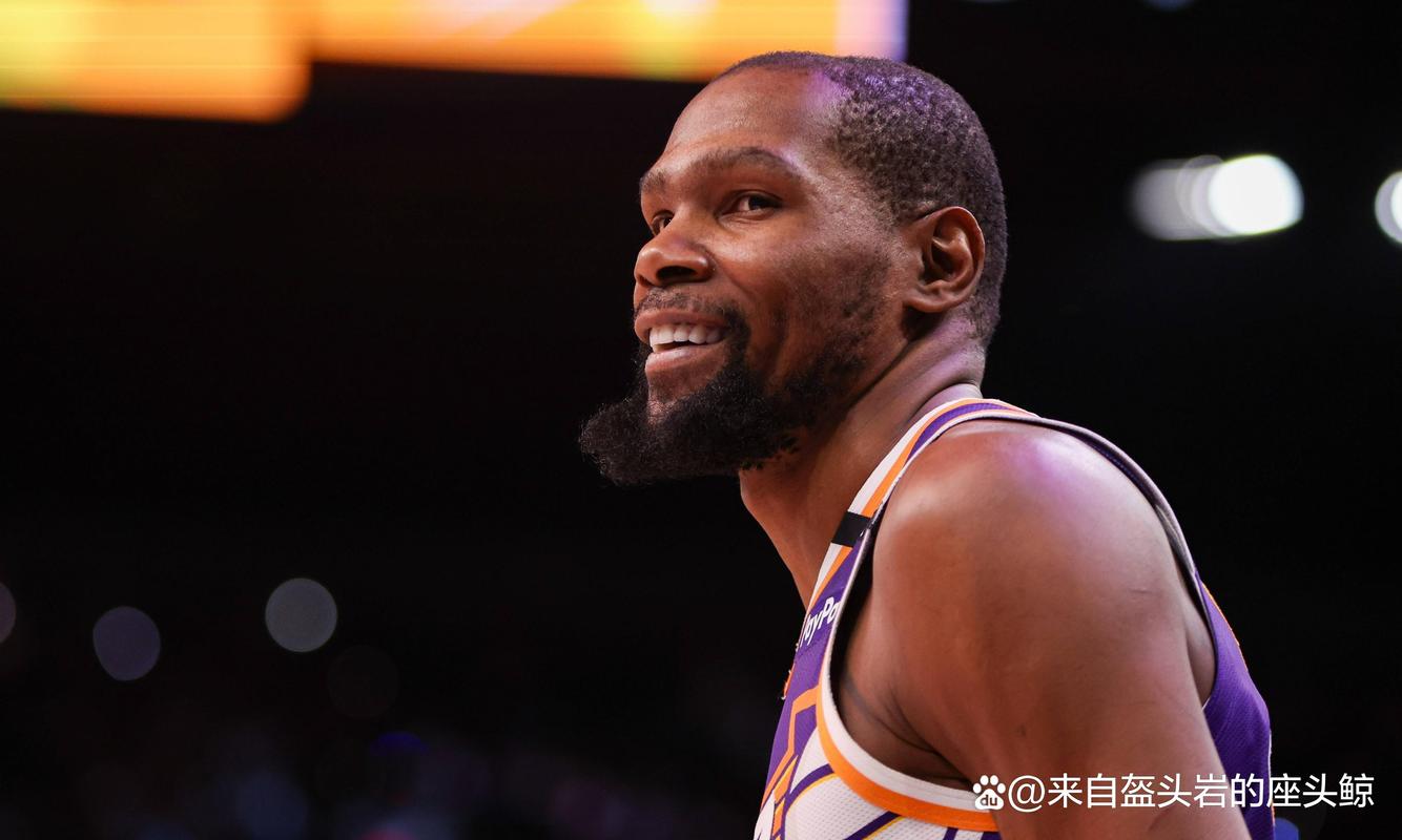 杜兰特谈生日愿望：火箭队迎来一个健康快乐的赛季 全胜无败