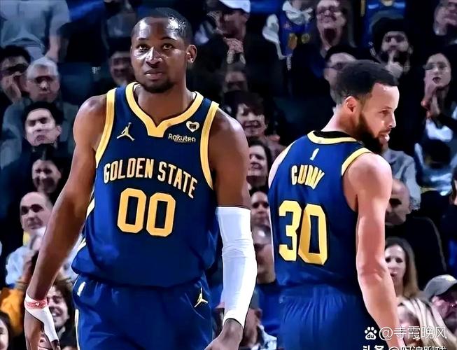 帕金斯：库里需要打得像联盟前10一样 勇士要尽快搞定库明加
