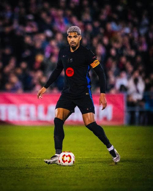 皮米恩塔：能帮助巴萨培养出阿劳霍这样的球员，我们都很自豪