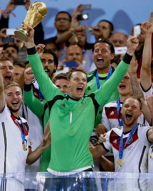 有望独享纪录！穆勒与克罗斯同以34座奖杯并列德国球员历史第一