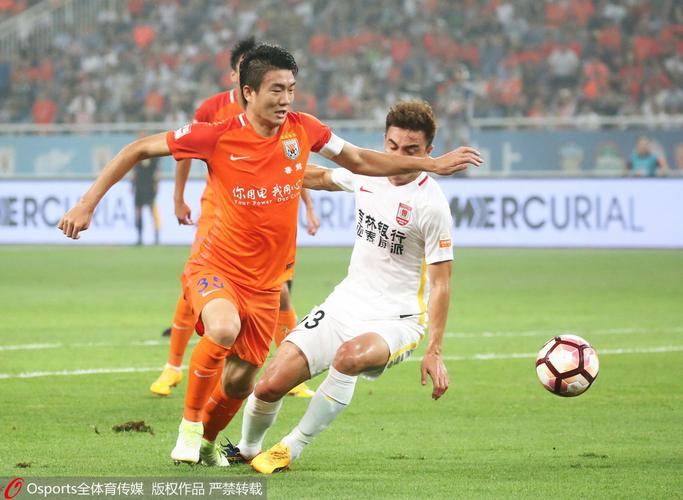 丹索：海于格用两个进球展现了实力 对客场带走1分感到高兴