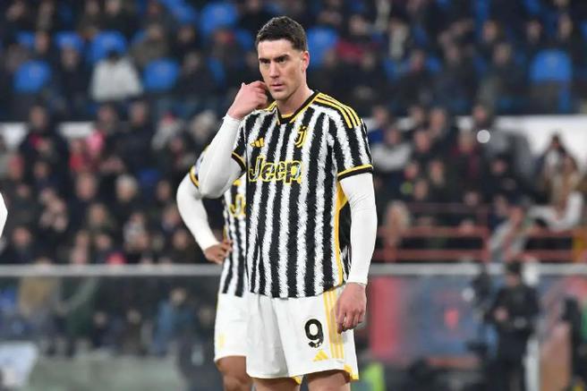 意媒：比利亚雷亚尔今夏曾有意引进弗拉霍维奇，但他本人拒绝了