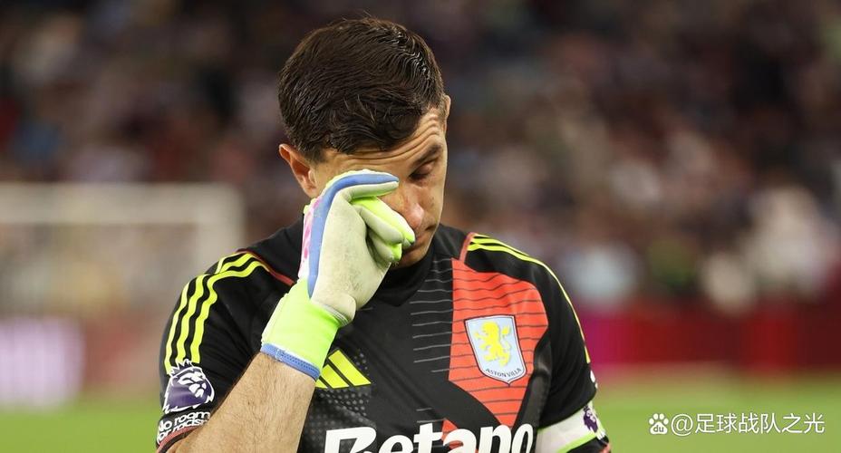 维拉队门将：即便在赛季开局不顺的时候，我们的斗志也从未消减