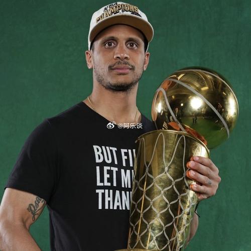 马祖拉：霍福德是伟大的凯尔特人 他的价值早已超越了篮球本身