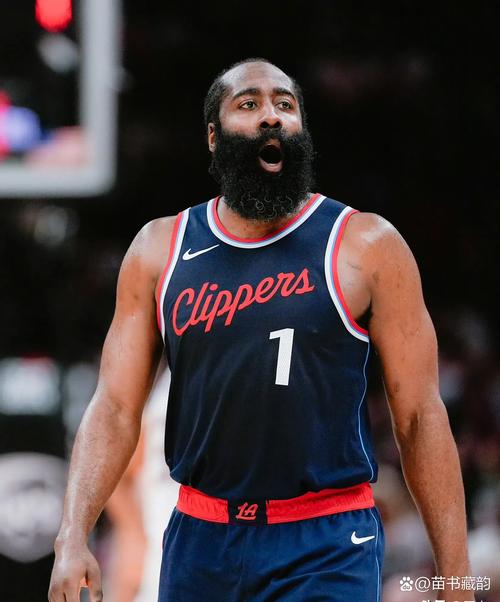 哈登：上赛季工作量过重 而现在我能有更多接球投机会 可以更高效