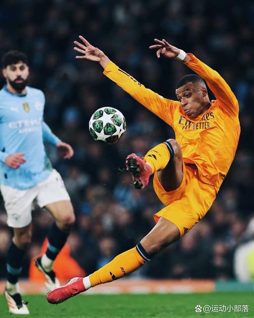 近11次未罚丢!队报揭姆巴佩点球特点:有停顿的助跑 眼神带坚定