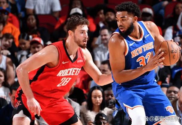 火记：申京季前赛2场合计16中10&32分10板19助2失误 简直太离谱！