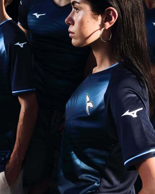 罗体：美津浓的欧洲最大旗舰店在罗马开张，多位拉齐奥球员出席