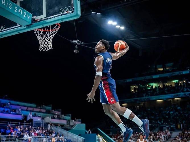 神射手！AJ-格林三分球5中5高效砍下22分3板3助