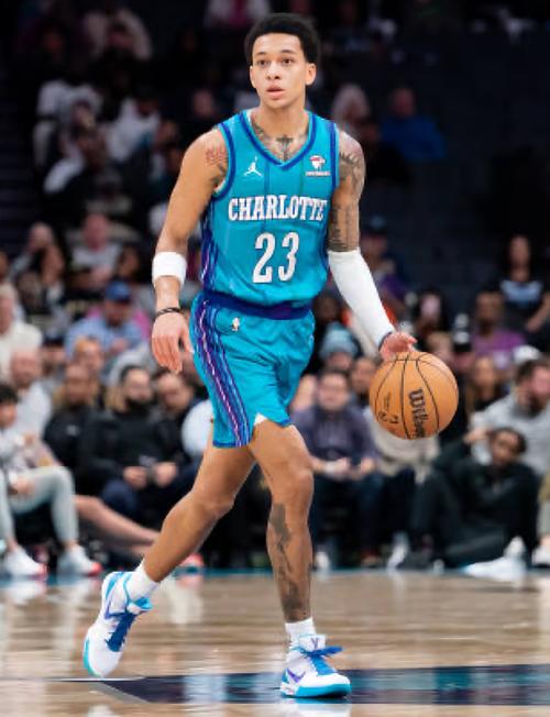 特雷-曼恩：我们仍在相互熟悉磨合 通过不断训练比赛会变得更好