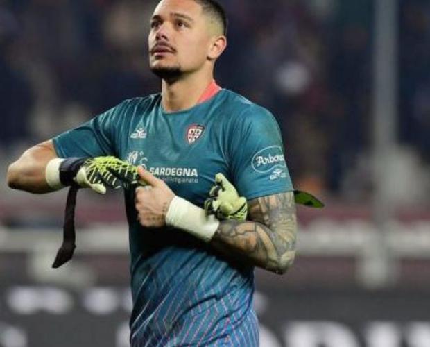 意媒：米兰有意卡利亚里门将卡普里莱，对方标价3500万欧