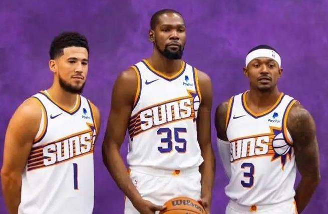 布克谈新三巨头：我们会慢慢来 要从错误中吸取教训 不要再犯