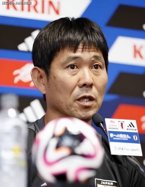 森保一瞬采：感谢球员和教练组的努力 接下来会一如往继续提升