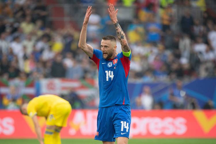 米体：什克里尼亚尔年薪略低于1000万欧元，尤文引进他遇到阻碍