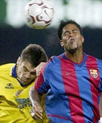 克鲁伊维特：若我是巴萨主帅会和莱万续约1年，他仍能发挥余热