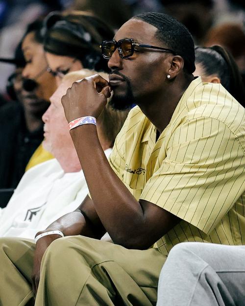 阿德巴约:我对韦尔很严格 有时他会自我否定我帮他振作起来