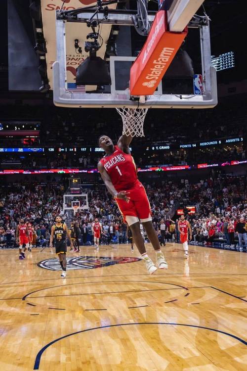 Show time🔥！锡安前场1打0 猛虎下山大秀大风车灌篮