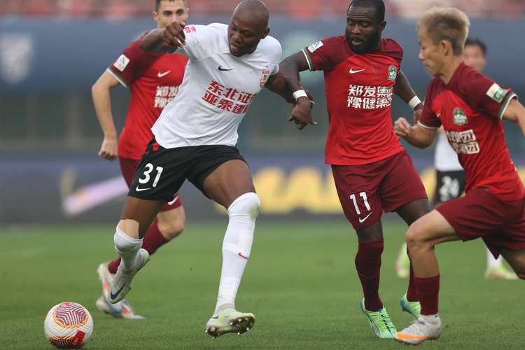 媒体人谈中超球队亚冠尴尬处境：若赛程不特殊安排，尴尬恐会延续