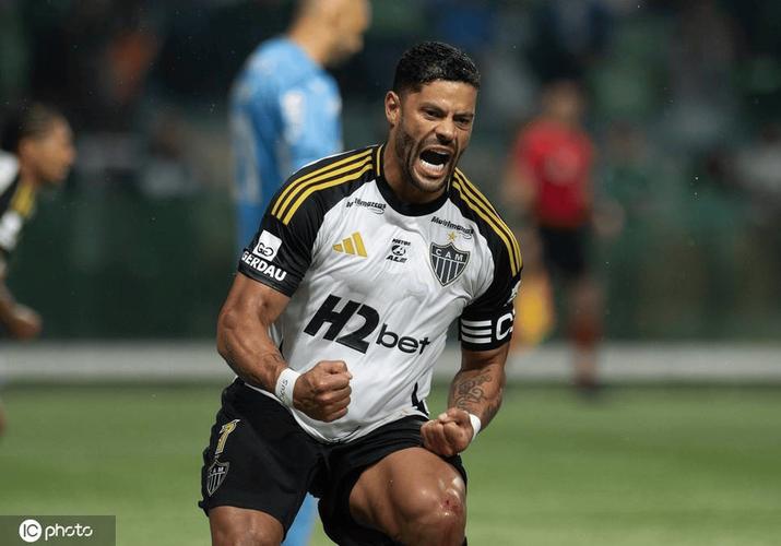 胡尔克：我想贡献更多的进球和助攻，只要还在球队就会全心投入