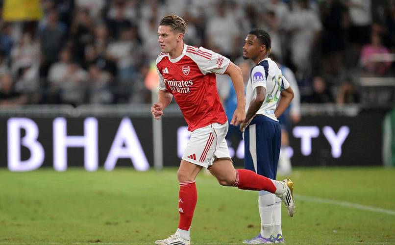 西多夫:阿尔特塔要把外界的噪音排除在外 约克雷斯赢得了尊重