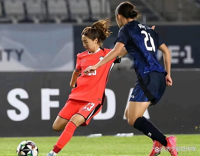 半场杀死悬念!中国女足U17 4-0领先出线在望,宋语后点破门