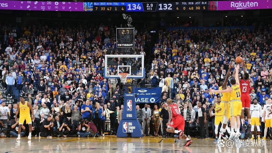 还有机会？哈登造成三分犯规 三罚全中追到3分分差