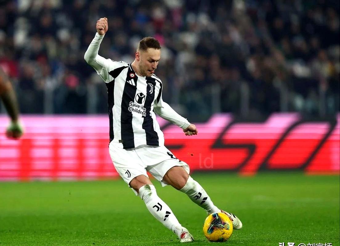 意天空预测本轮意甲尤文首发：库普梅纳斯仍踢后卫，DV9重返首发